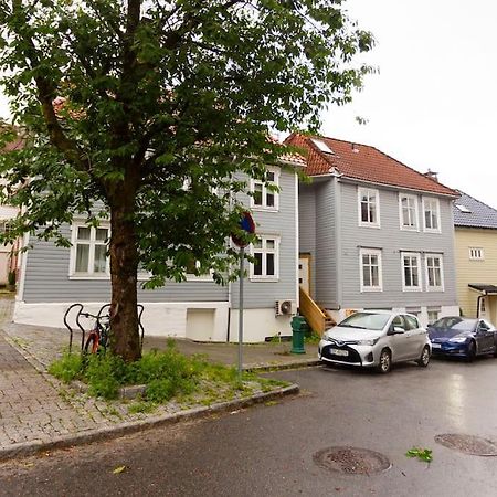 New! Modern Apartment In Historic Area Of Bergen! エクステリア 写真